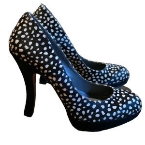 MRKT animal print calf hair and suede platform pumps Size 8.5